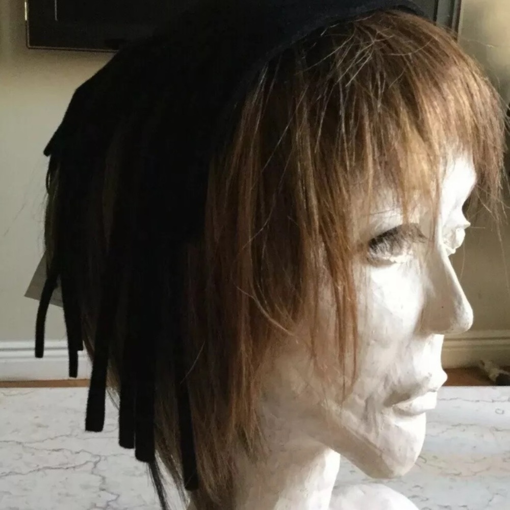 NWT $ 875 EMPORIO ARMANI hat /Accessory Black